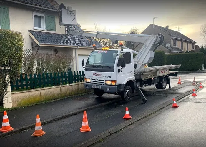 travaux avec nacelle